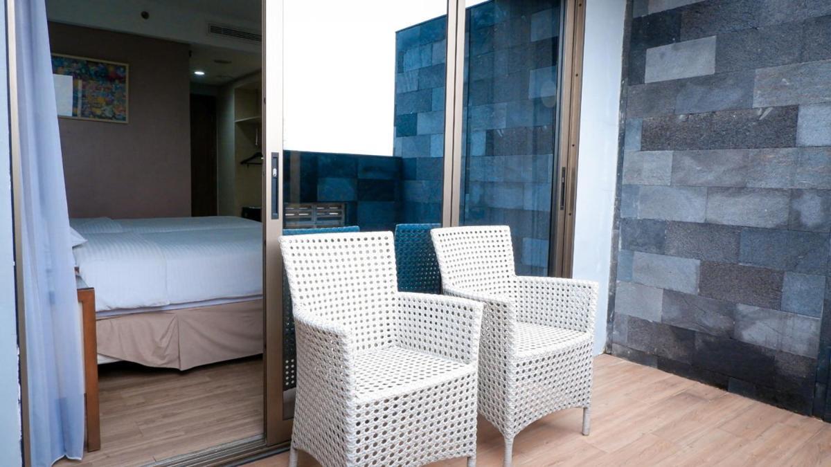 Hotel Ayola Sunrise Mojokerto Exterior photo